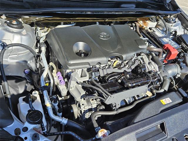 2018 toyota camry le