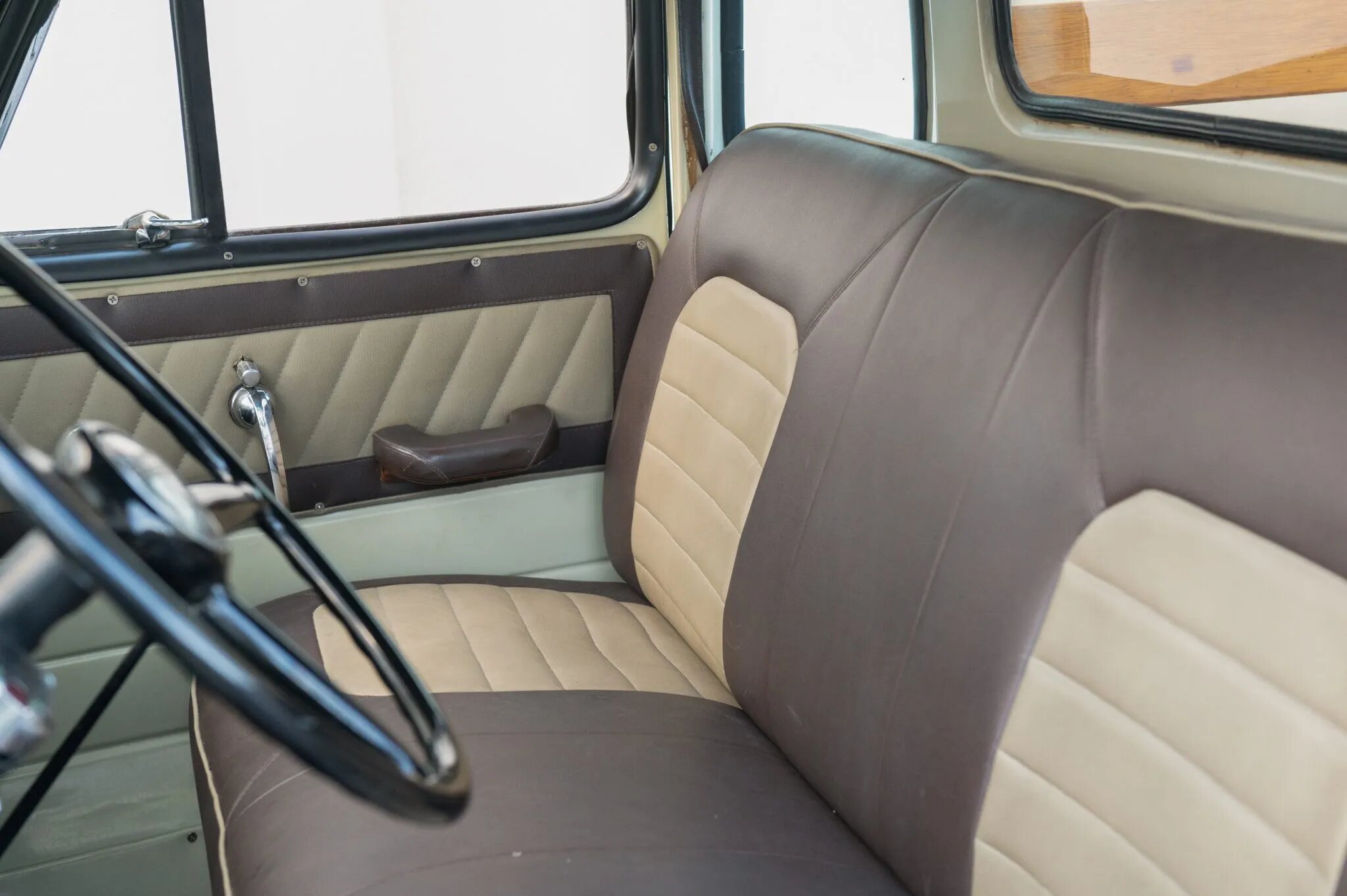 gmc 100