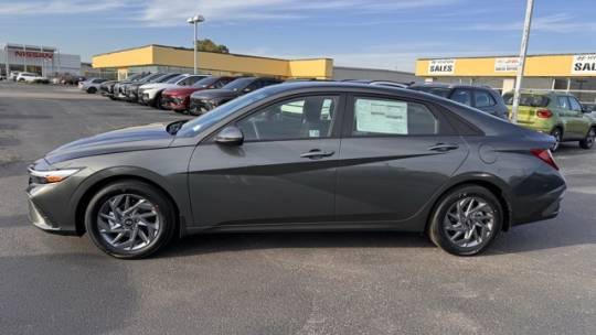 2024 Hyundai Elantra