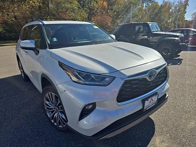 2022 toyota highlander hybrid platinum