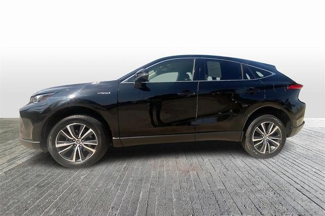 2021 toyota venza le