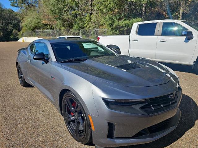 2021 chevrolet camaro rwd coupe lt1