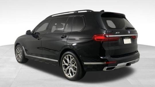2021 BMW X7