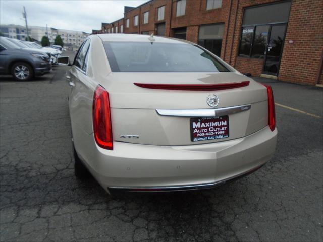 2013 cadillac xts base
