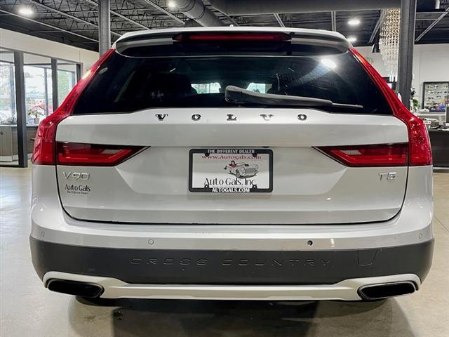 2018 volvo v90 cross country t5
