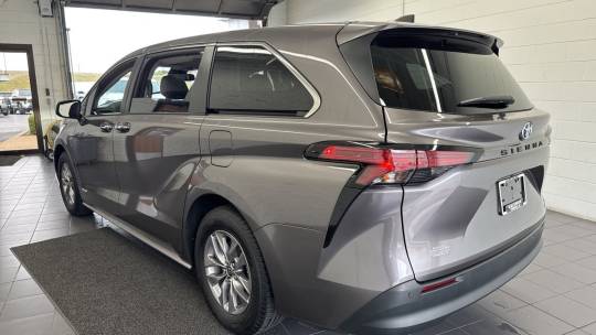 2021 Toyota Sienna
