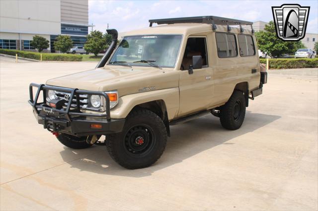 1994 toyota land cruiser base