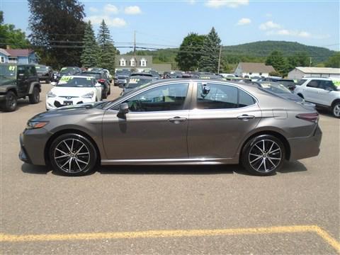 2021 toyota camry se
