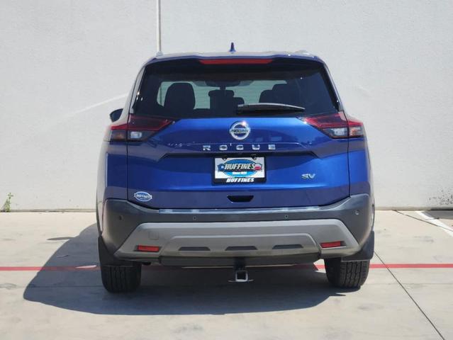 2021 nissan rogue sv