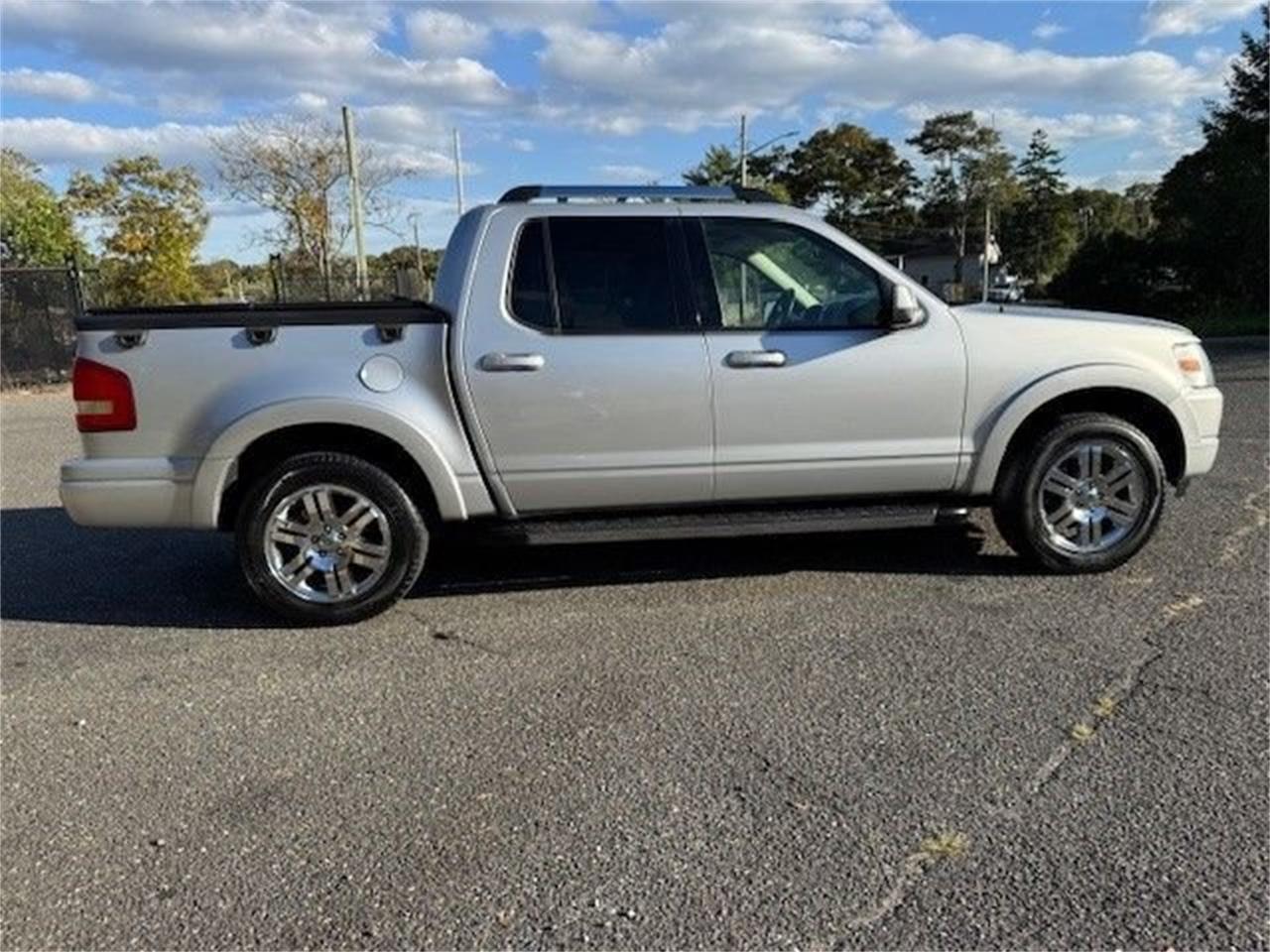 2010 ford explorer