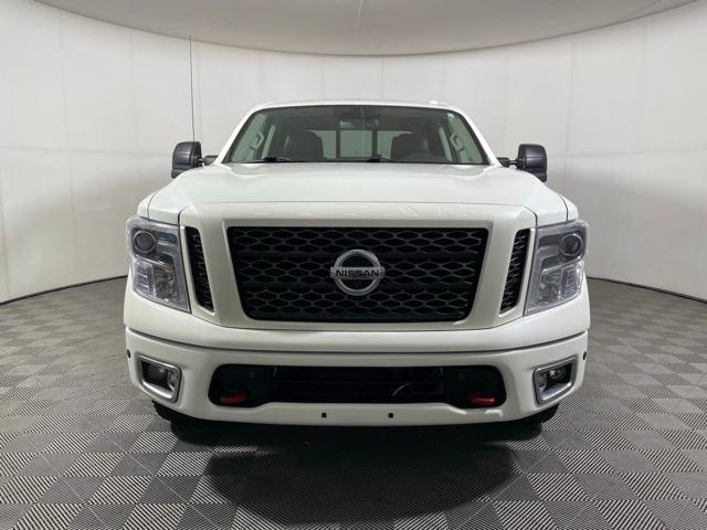 2018 nissan titan pro-4x