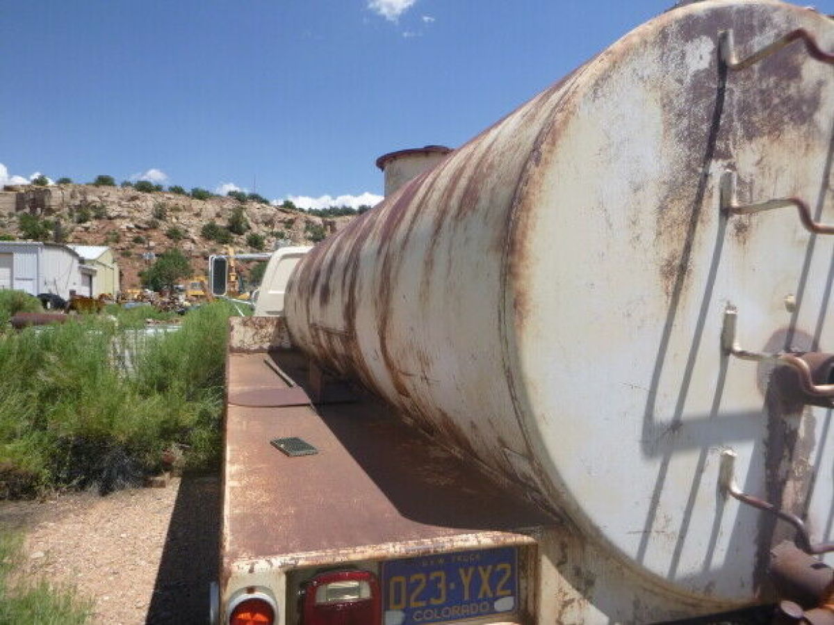 gmc sierra 7000 truck with 1,800 gallon water tank, one owner, 8,100 miles
