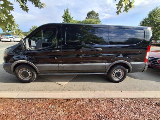 2017 ford transit-150 base