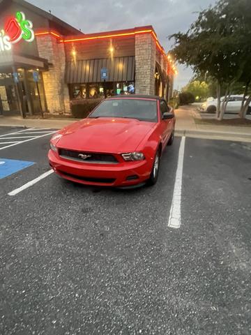 2011 ford mustang v6