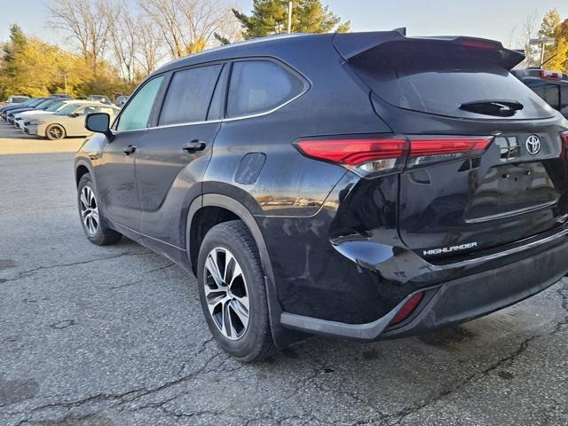 2021 toyota highlander xle
