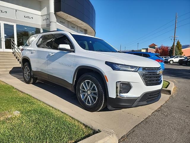 2023 chevrolet traverse lt cloth