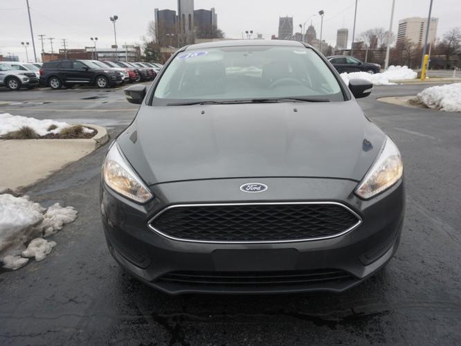 used 2016 ford focus se hatchback detroit, mi 48207 for sale in detroit, michigan