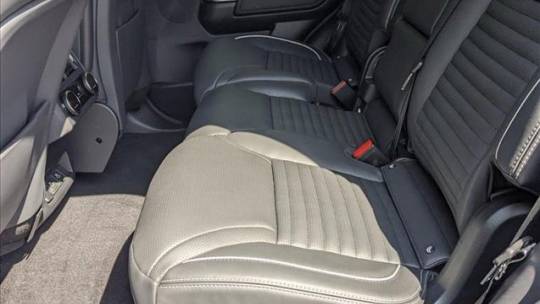 2024 Land Rover Discovery