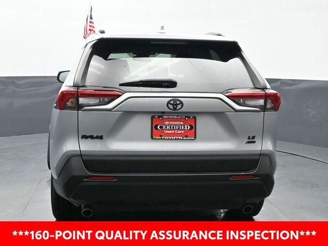 2021 toyota rav4 le
