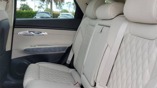 2025 Genesis GV70