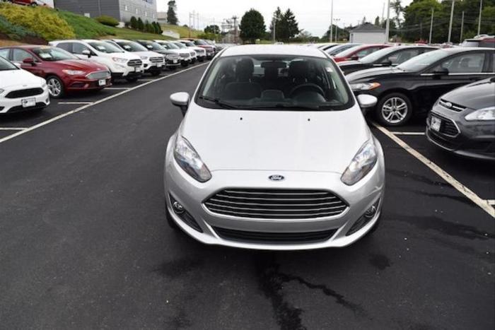 2017 ford fiesta se se 4dr sedan for sale in east greenwich, rhode island