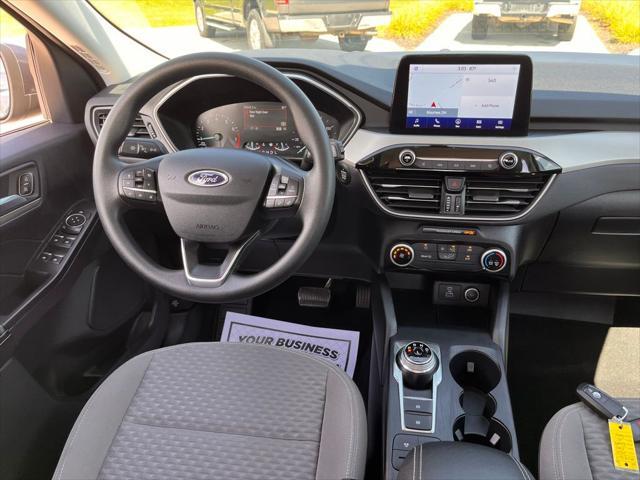 2021 ford escape se