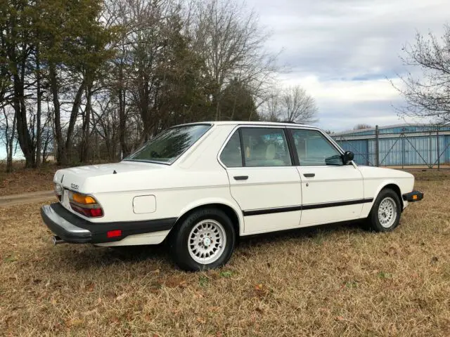 1985 BMW 5 series i$1