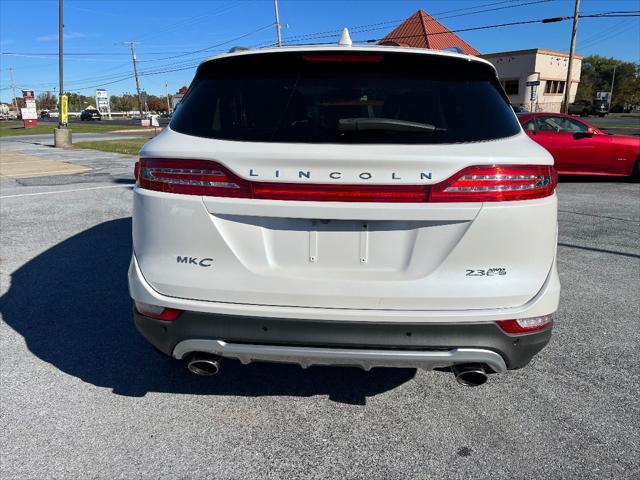 2015 lincoln mkc base