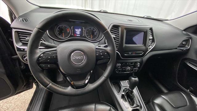 2019 jeep cherokee latitude plus