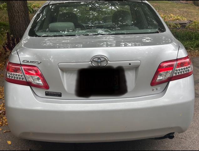 2010 toyota camry le