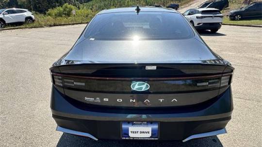 2025 Hyundai Sonata se
