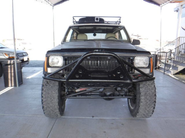1987 jeep cherokee 2-door 4.0l no reserve
