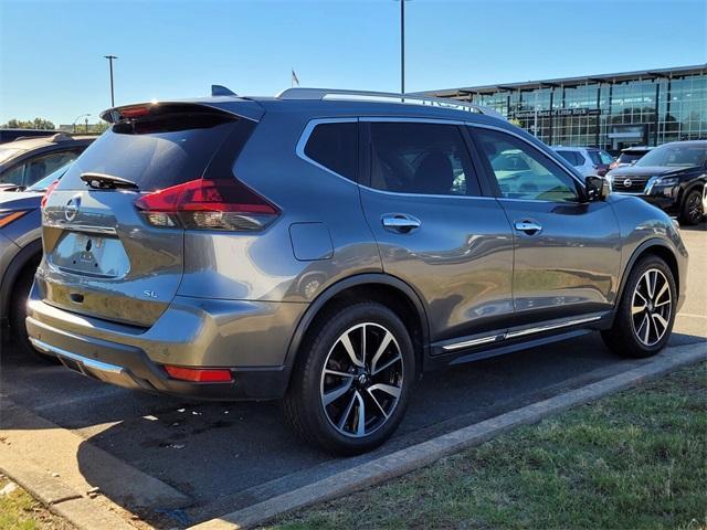 2019 nissan rogue sl