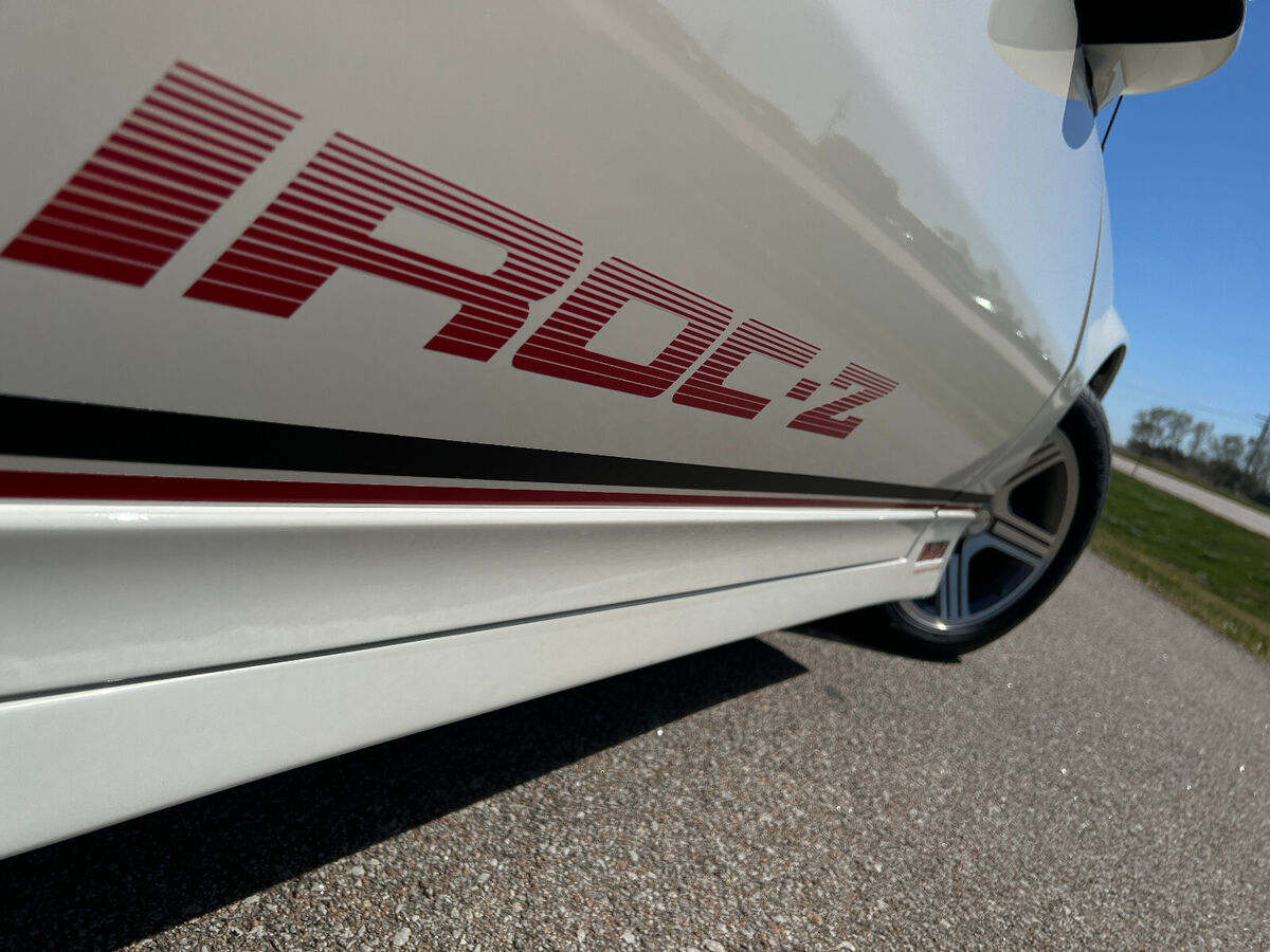 1988 chevrolet camaro iroc-z28 convertible, 305ci 5.0l, auto, 41k miles loaded