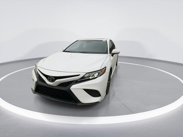 2018 toyota camry l