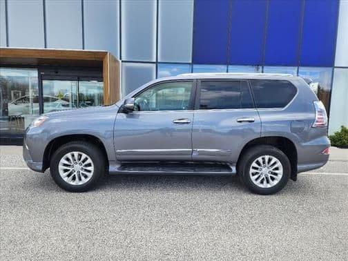 2017 lexus gx 460 base in waukesha, wisconsin