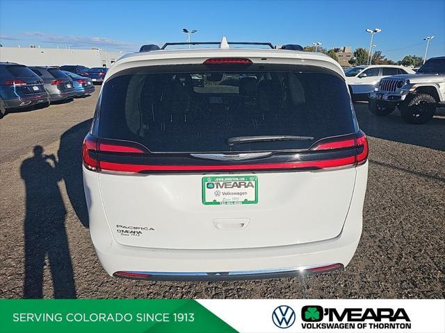 2022 chrysler pacifica touring l
