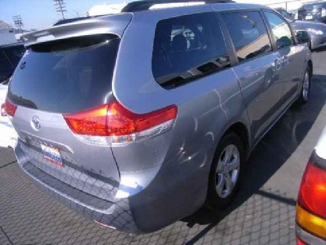 2011 toyota sienna le 7-pass. in san rafael, ca