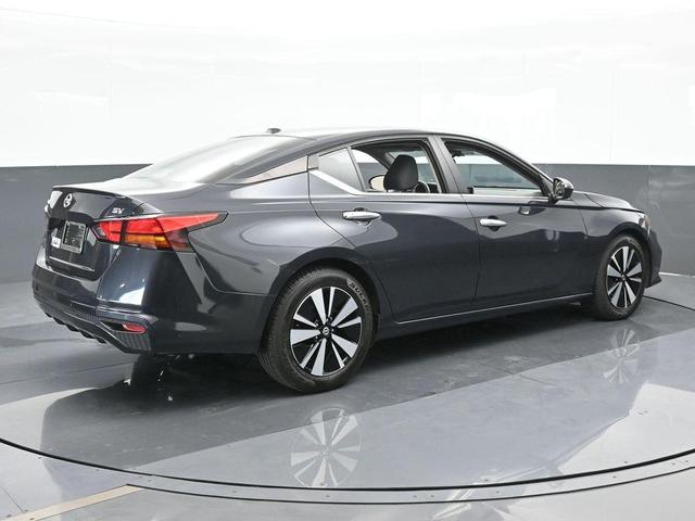 2021 nissan altima 2.5 sv