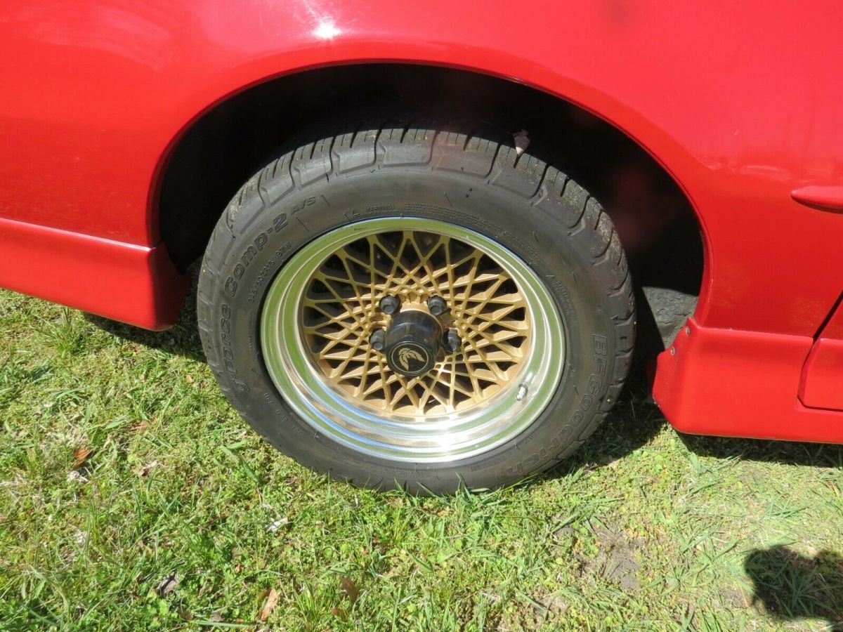 red 1987 pontiac firebird trans am gta 5.7l v8 automatic award winner low miles