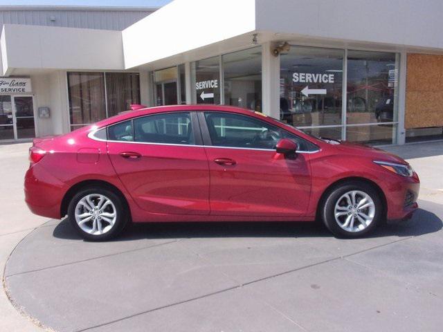 2019 chevrolet cruze lt