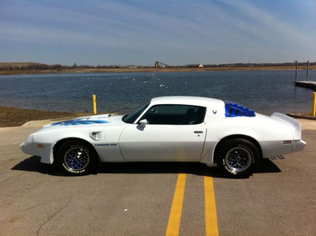 1979 pontiac firebird trans am coupe 2-door pontiac 455 (7.5 ltr.)