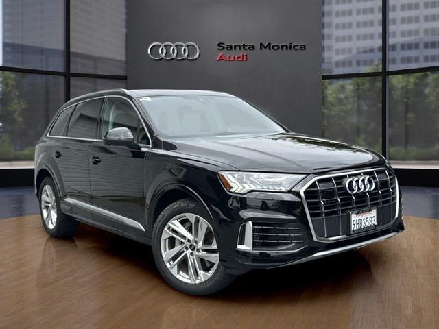 2023 audi q7 55 premium