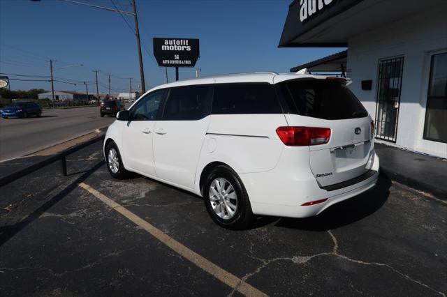 2016 kia sedona lx