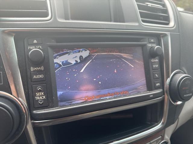 2013 toyota highlander limited