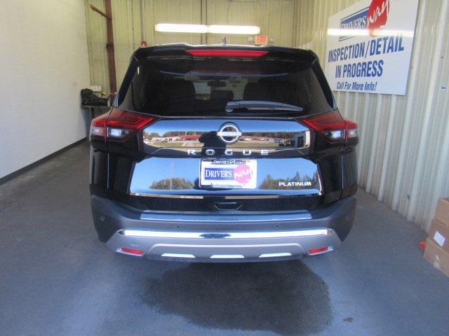 2023 nissan rogue platinum
