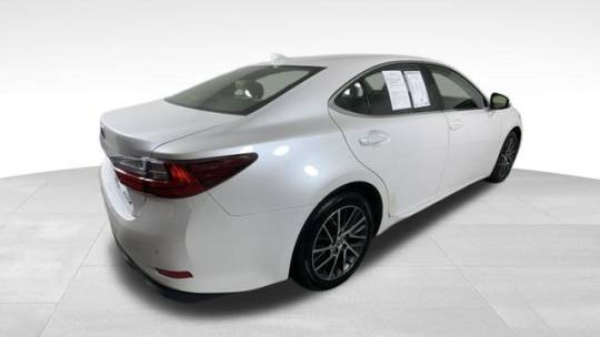 2016 Lexus ES
