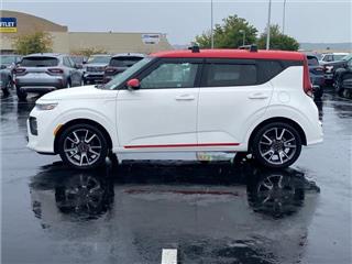 2020 Kia Soul gt-line