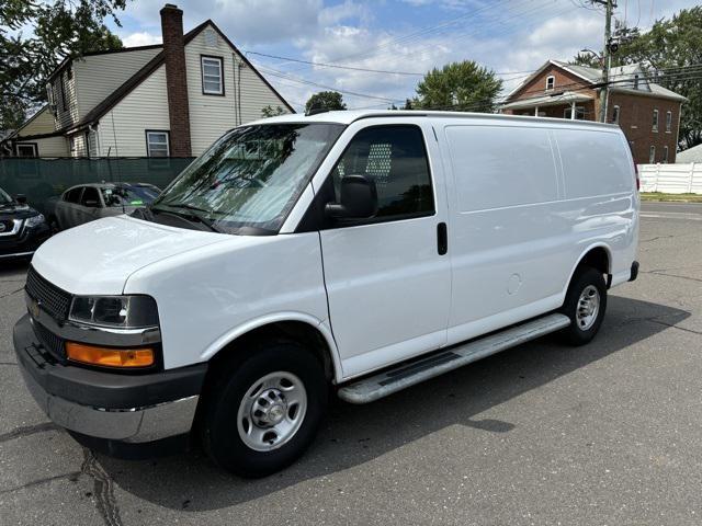 2021 chevrolet express 2500 rwd 2500 regular wheelbase wt