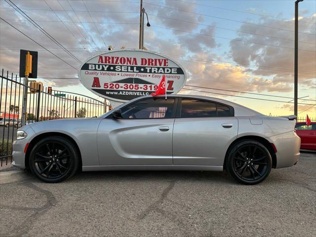 2017 dodge charger sxt